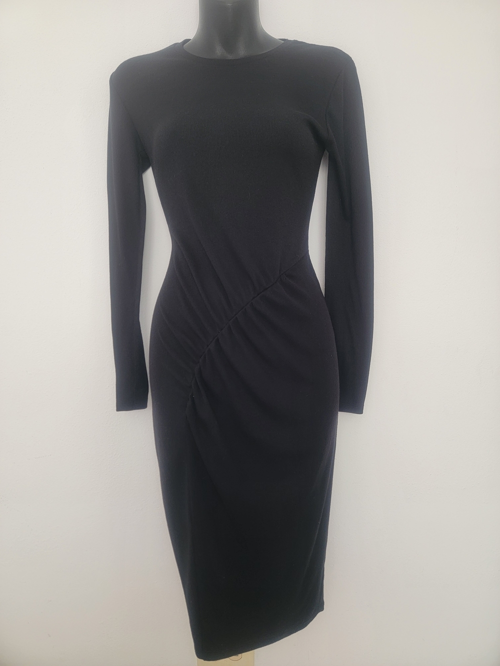 Women's Black Long-Sleeve Ruched Midi Dress